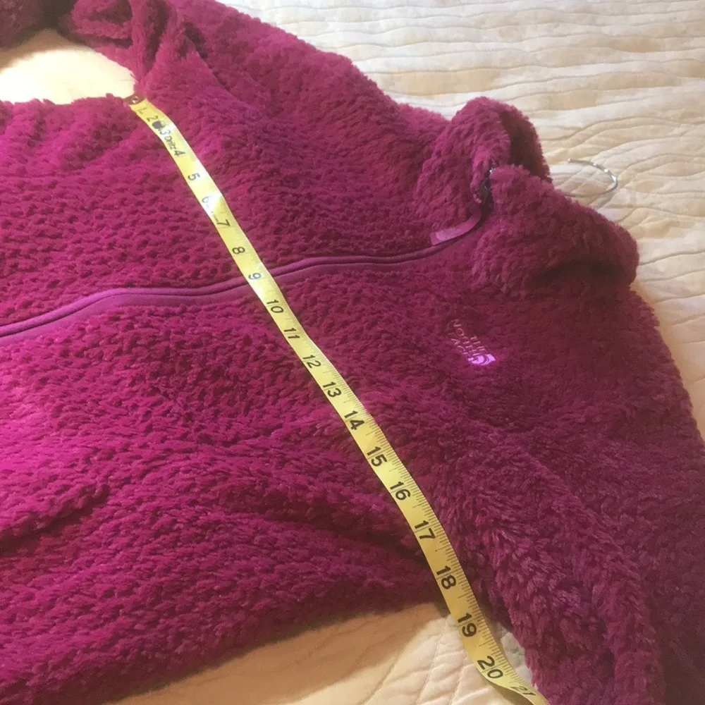 North Face Girls Furry Jacket Size Large 14-16